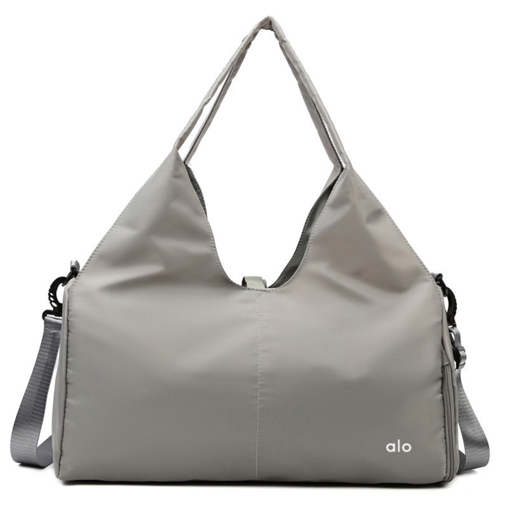 Nylon tote gym bag with shoulder strap, large capacity travel/weekend bag